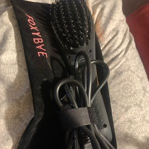 Hair straightening brush